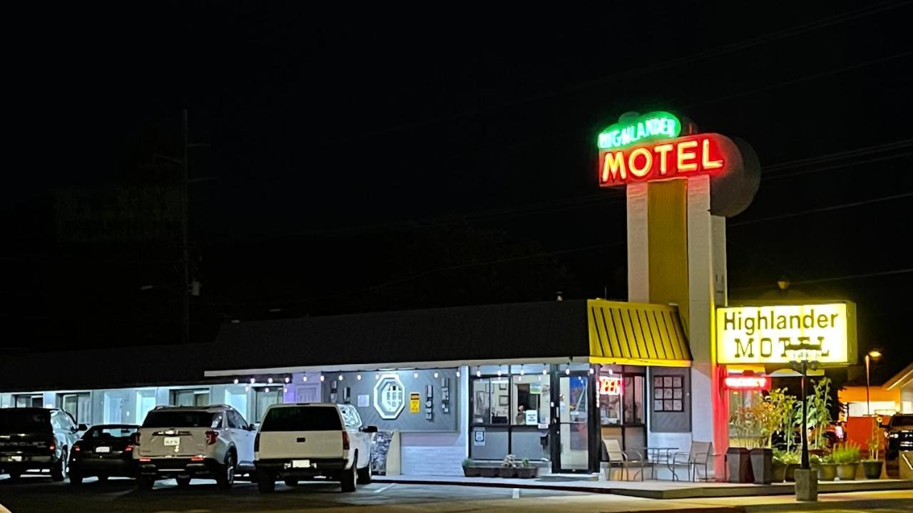 Highlander Motel Williams Exterior photo