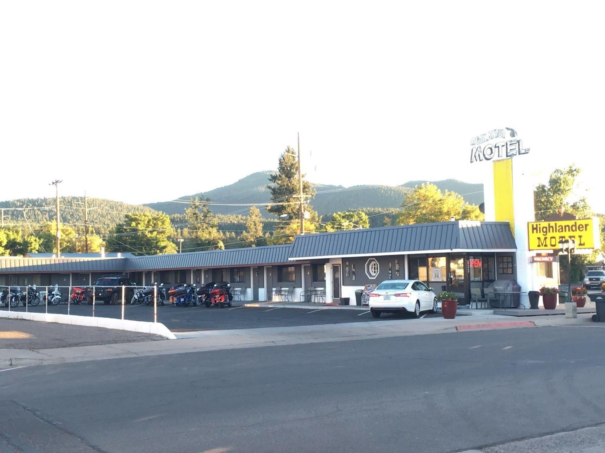 Highlander Motel Williams Exterior photo